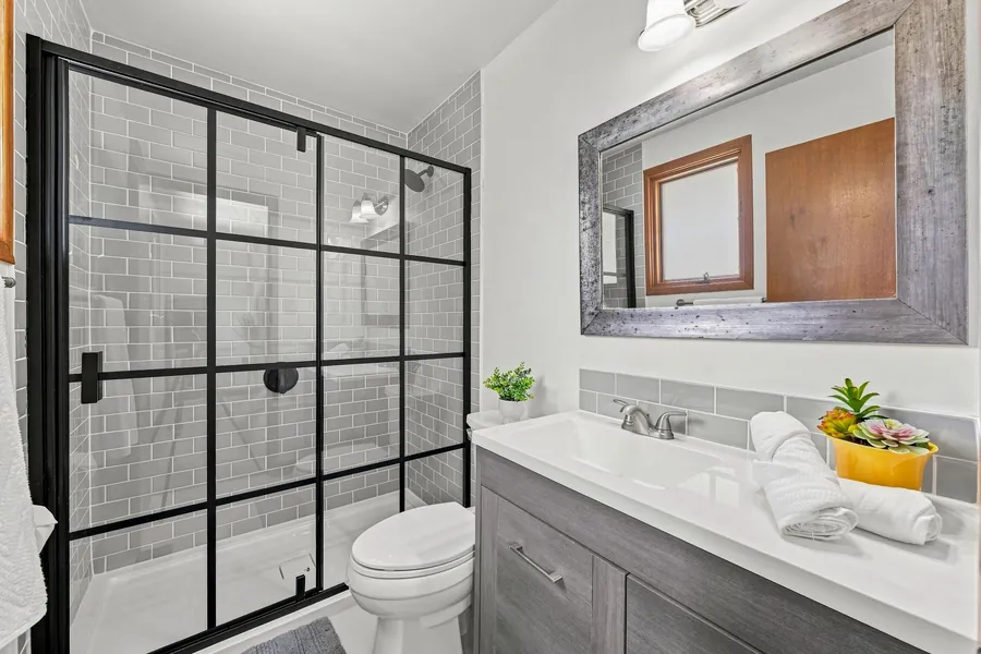 Renovated Ensuite - Walk-In Shower 2026 — 36 Kensington Crescent, Belleville