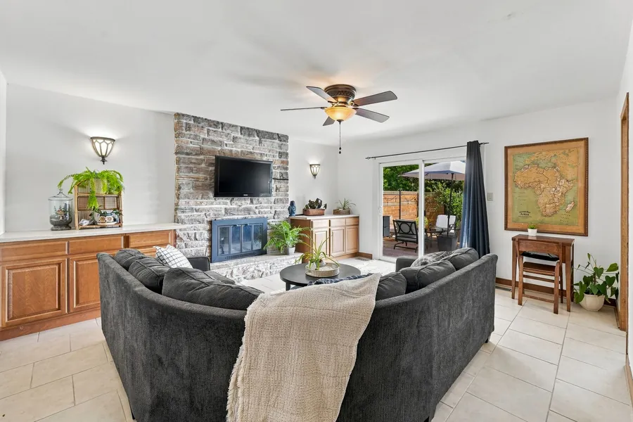 Family Room - Stone Fireplace — 36 Kensington Crescent, Belleville