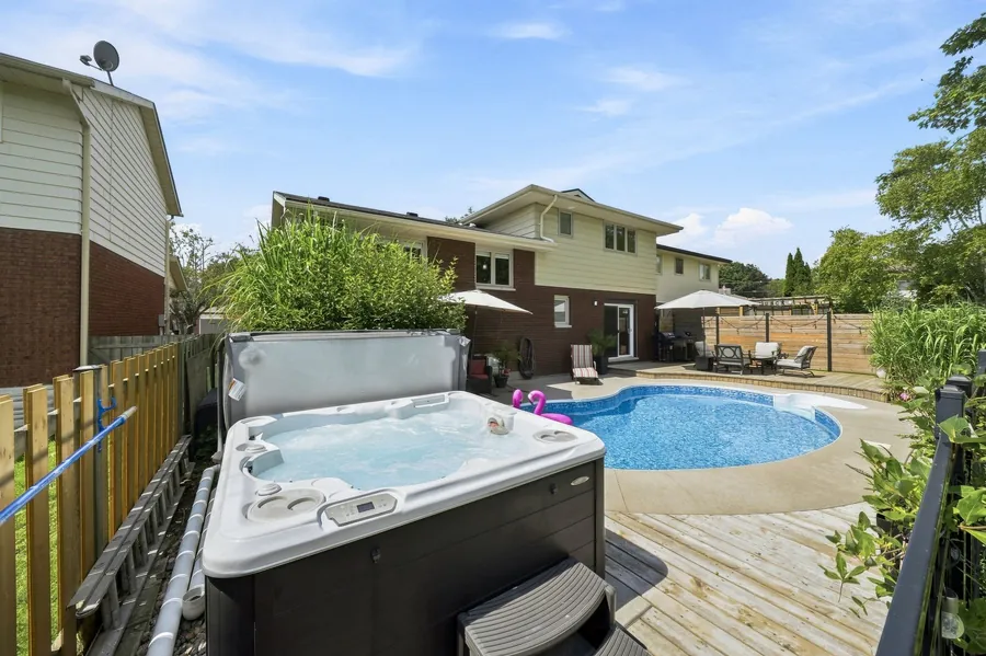Hot Tub and Pool — 36 Kensington Crescent, Belleville