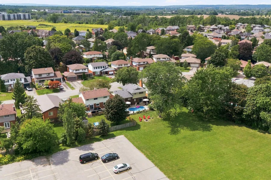 Aerial - Neighbourhood Context — 36 Kensington Crescent, Belleville