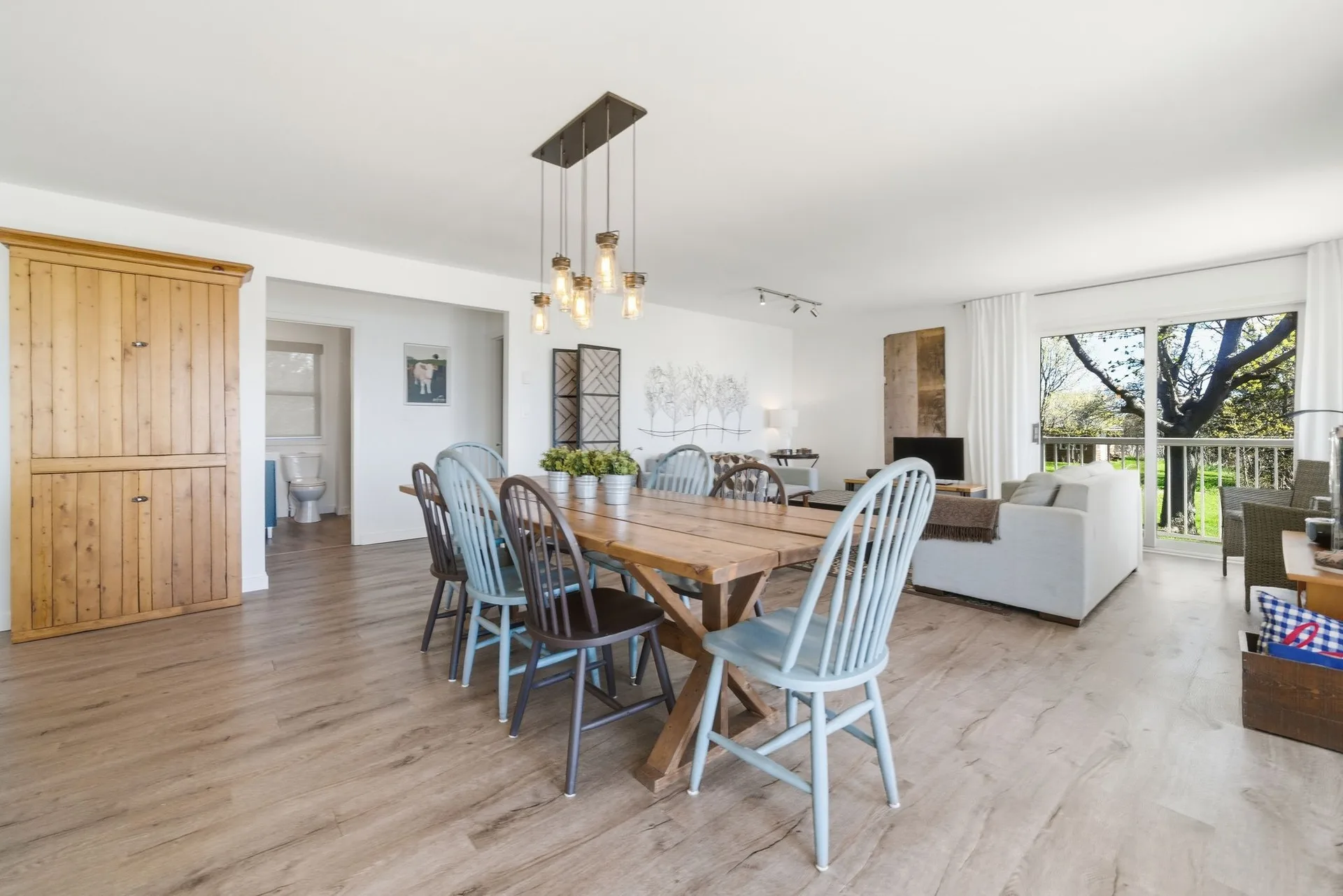 Interior hallway and layout at 86 Colliers Road cottage, Prince Edward County